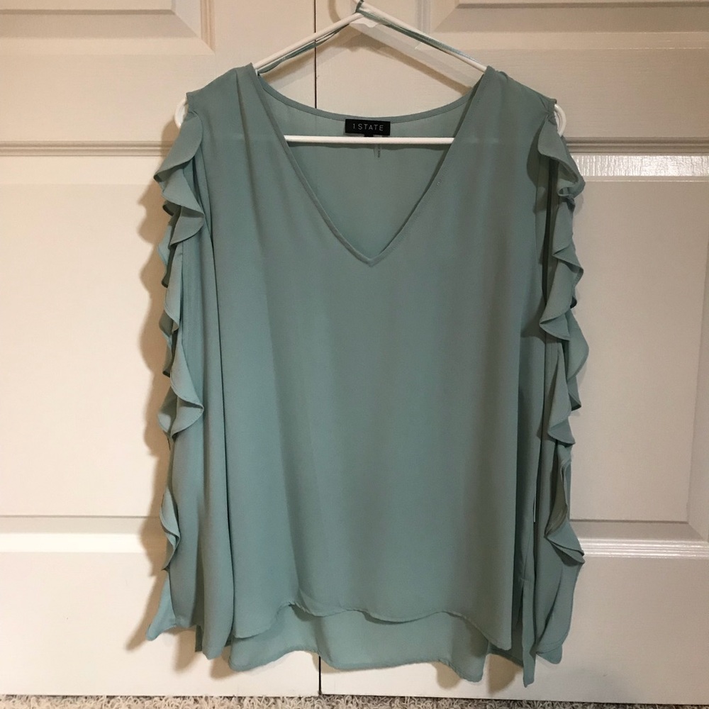 Long sleeve shirt- with tags on!